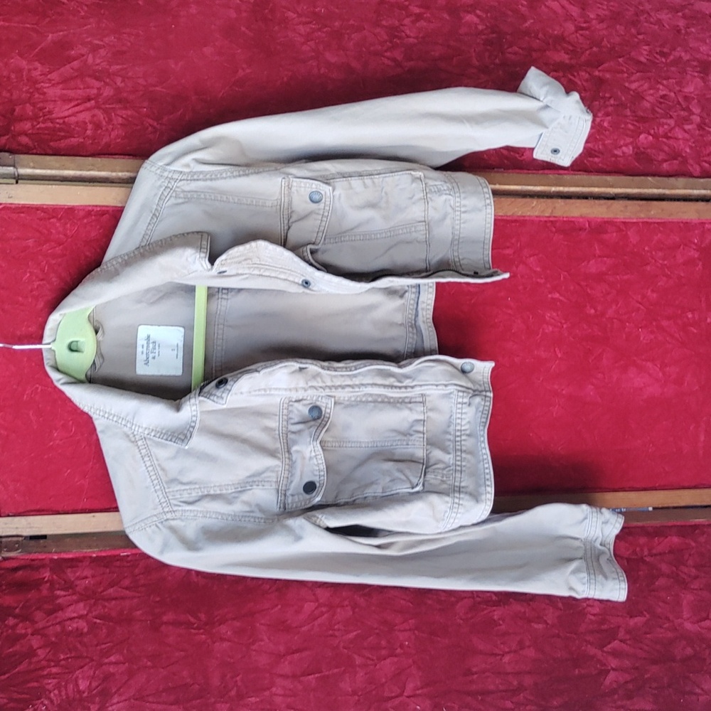 Abercrombie and Fitch Sz S cropped twill jacket